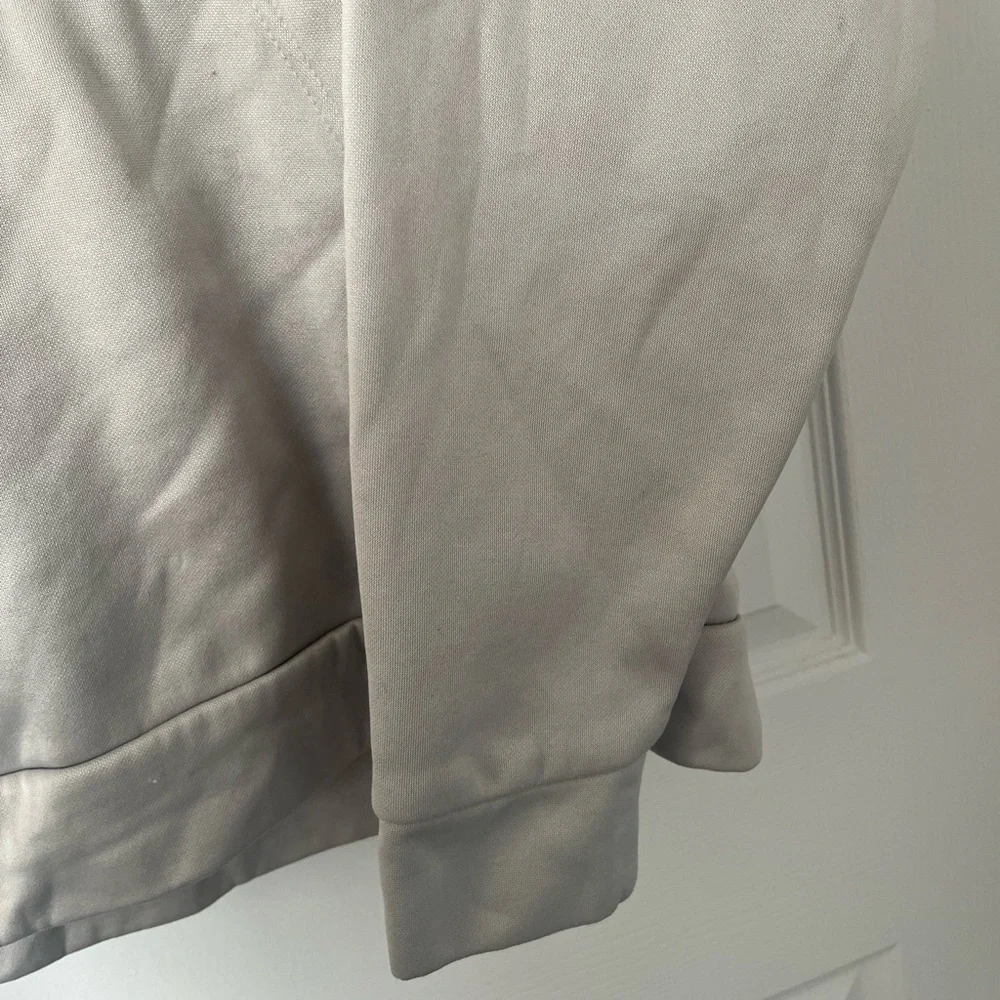 Colosseum Light Gray Michigan State Hoodie